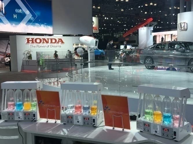 Glow oxygen bar at a Honda auto show activation